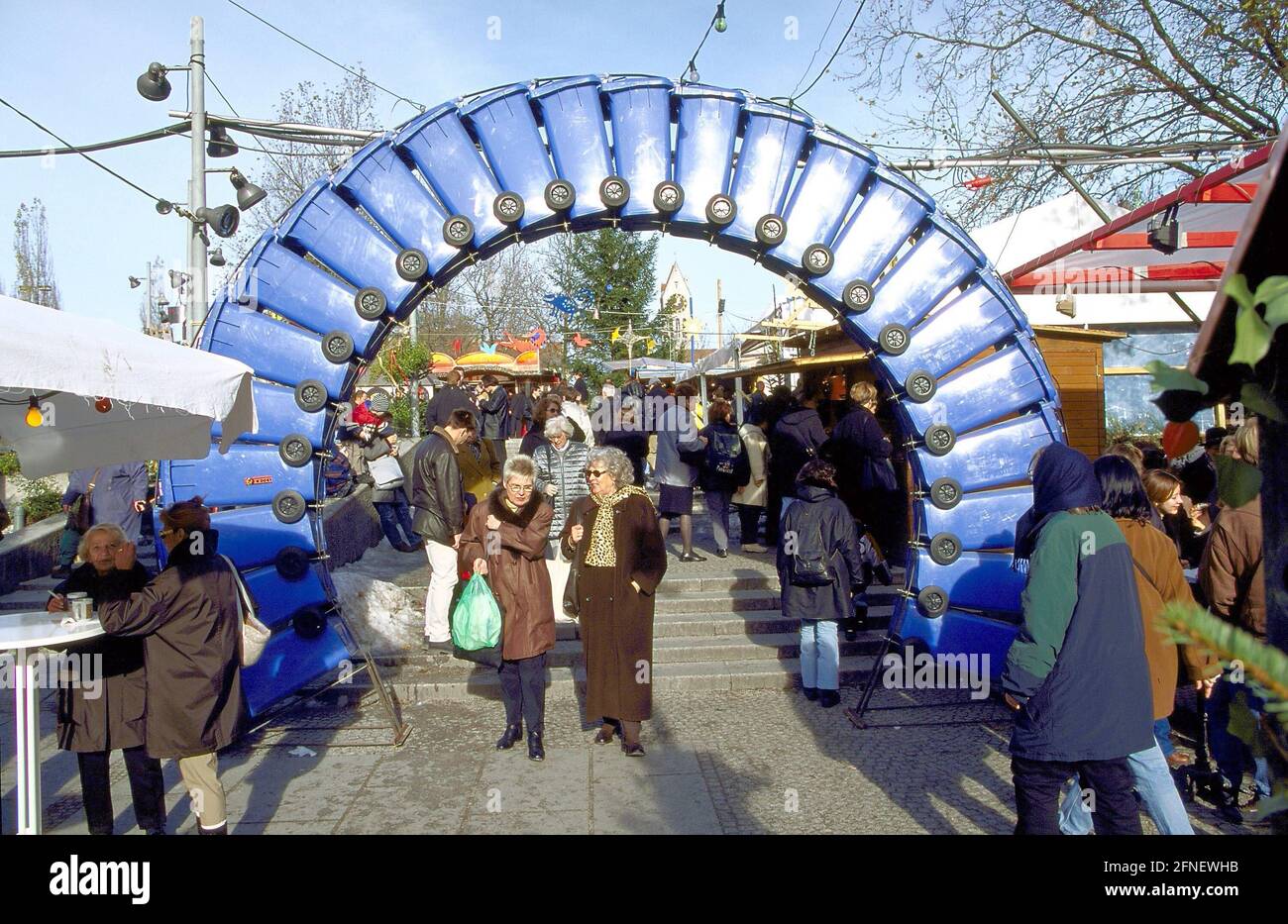 Stand with Christmas balls at the Christmas market Münchner Freiheit (1999). [automated translation] Stock Photo