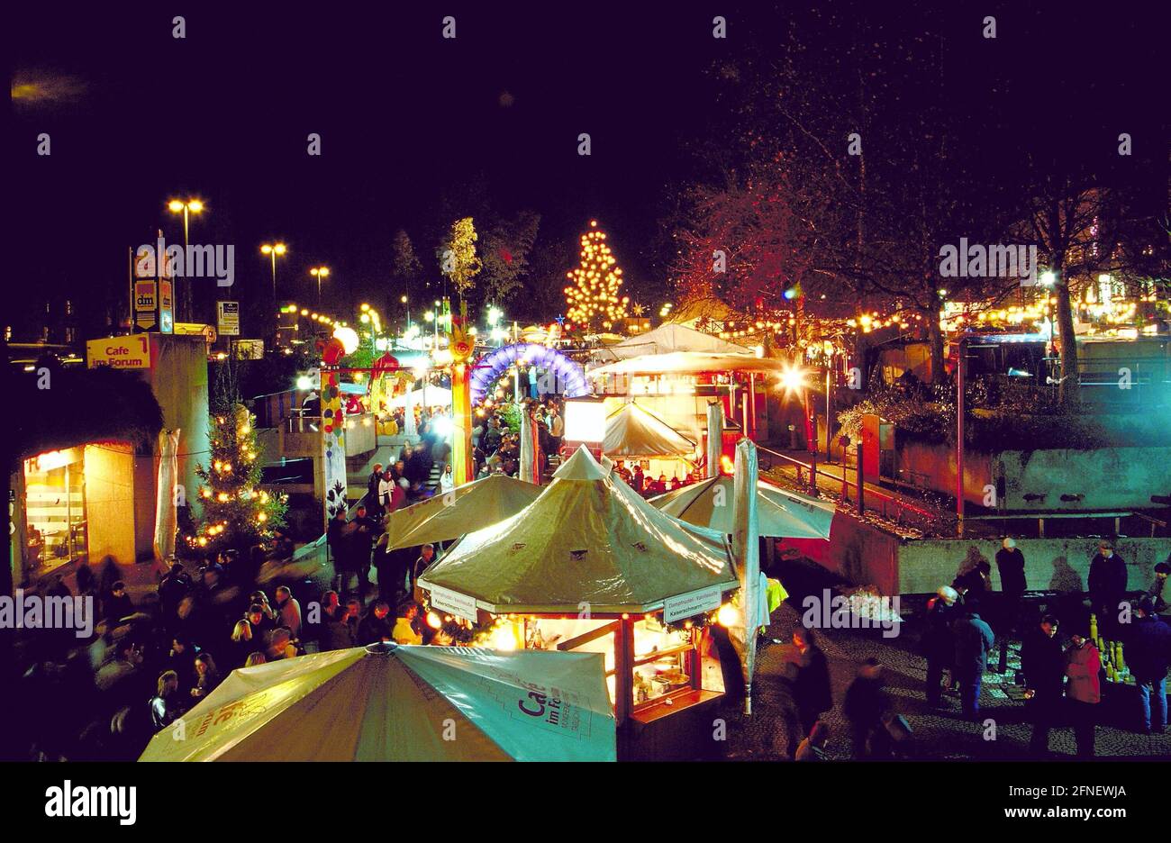 Christmas market at the Münchner Freihait in Munich (1999). [automated translation] Stock Photo