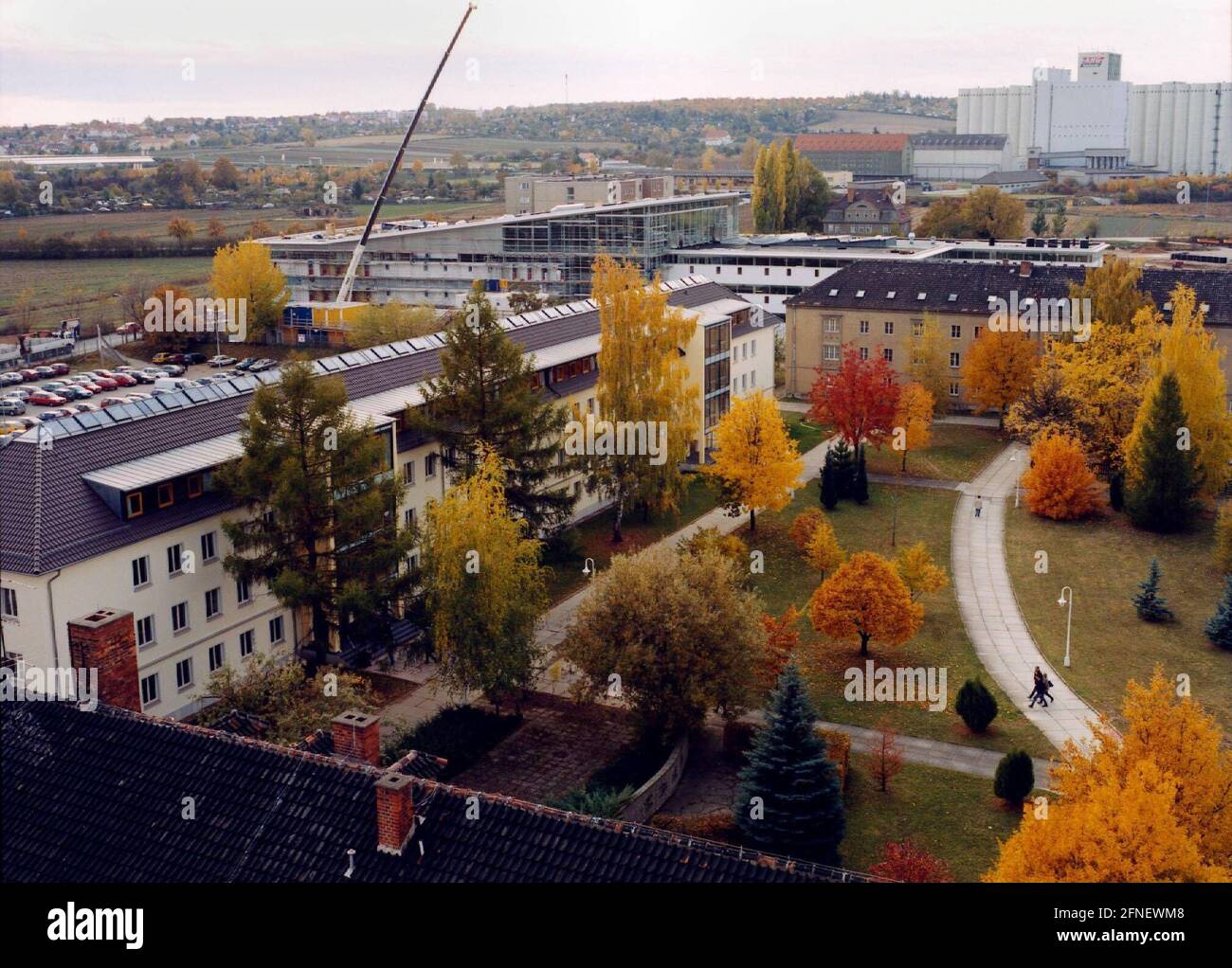 Erfurt - October 28, 1999. The founding of Germany's youngest state university was celebrated in October 1999 in Erfurt. Rector Peter Glotz caused quite a stir with his abrupt departure right at the beginning. [automated translation] Stock Photo