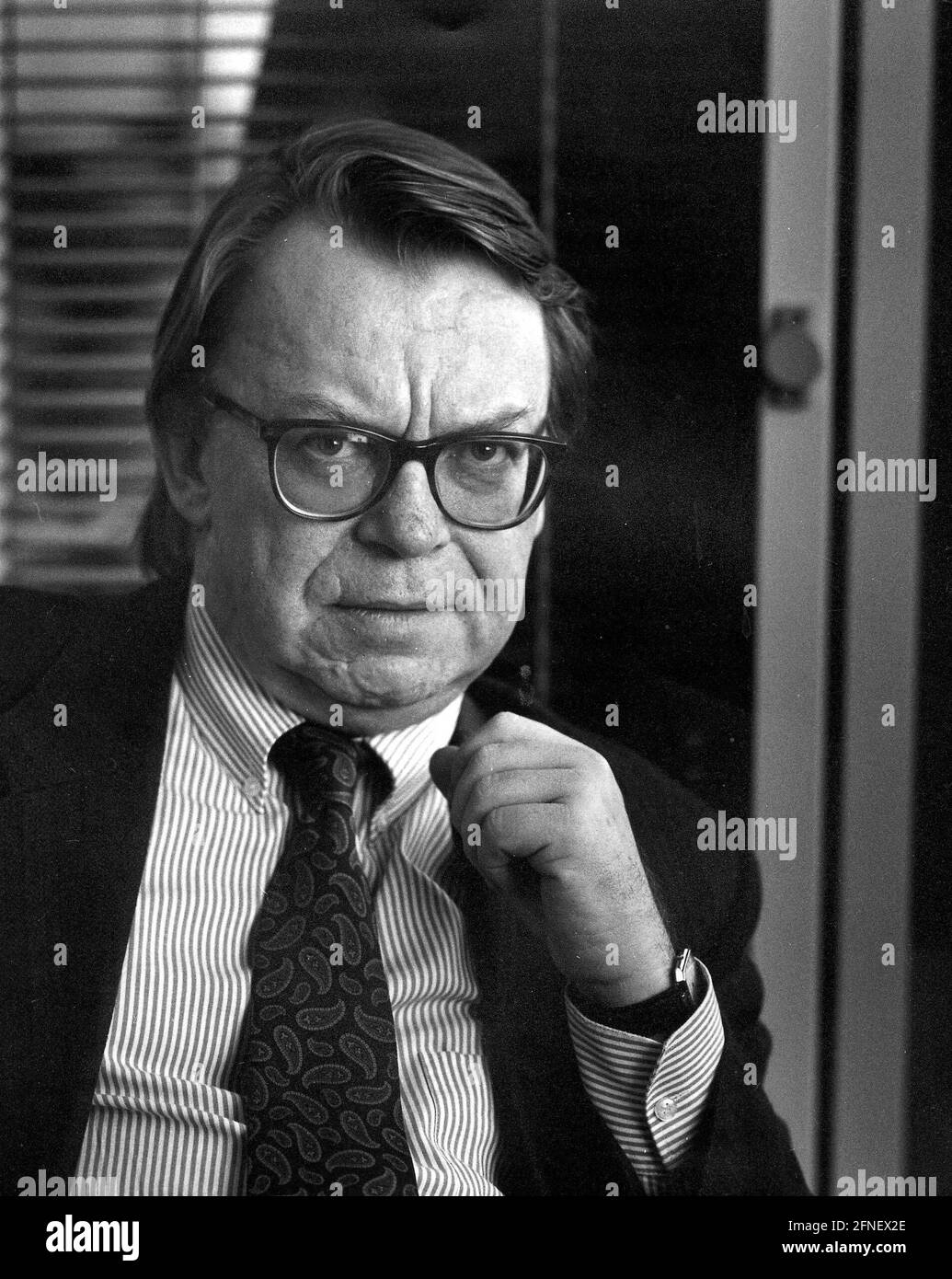 Jean Vernet, journalist 'Le Monde', Paris (1991). [automated ...