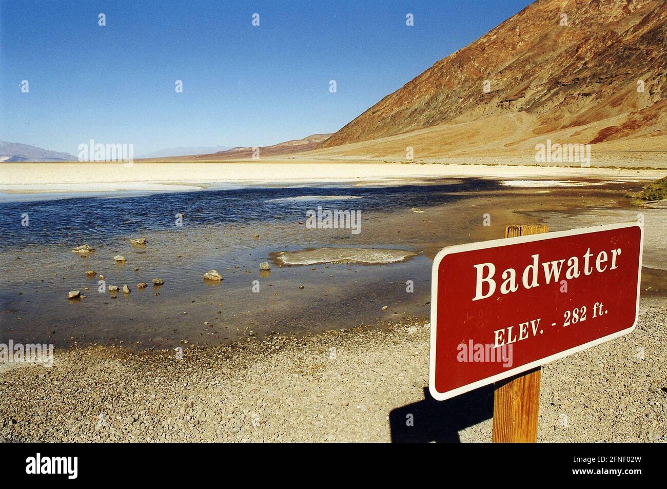 The salt lake Badwater in Death Valley, about 90 m below sea level (-282 ft.) and thus the lowest point on the American continent. [automated translation] Stock Photo