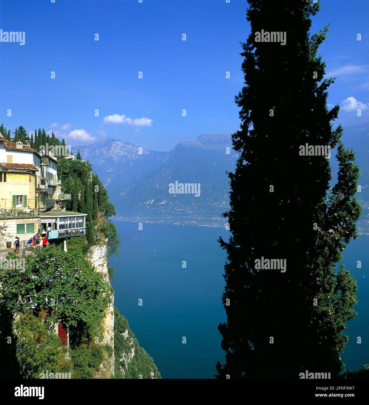 "Lake Garda, Pieve di Tremosine, view of the restaurant ""Miralago"" with its so called ""Schauder-Terrasse"", 300m directly above the lake, 1997. [automated translation]" Stock Photo