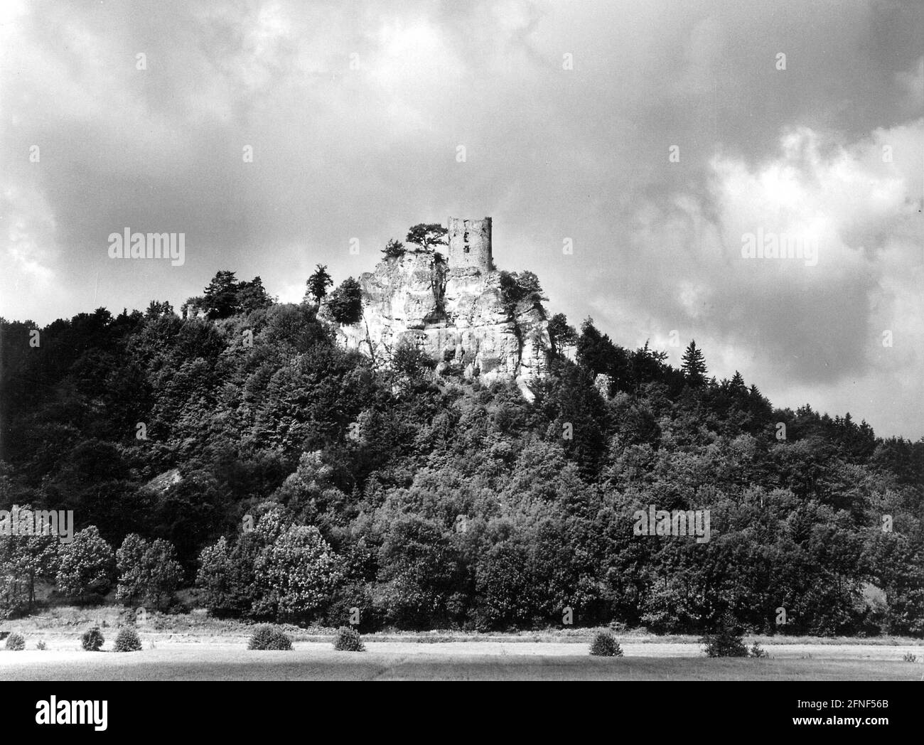 Castle ruin Neideck in the Franconian Switzerland in the Wiesenttal. [automated translation] Stock Photo
