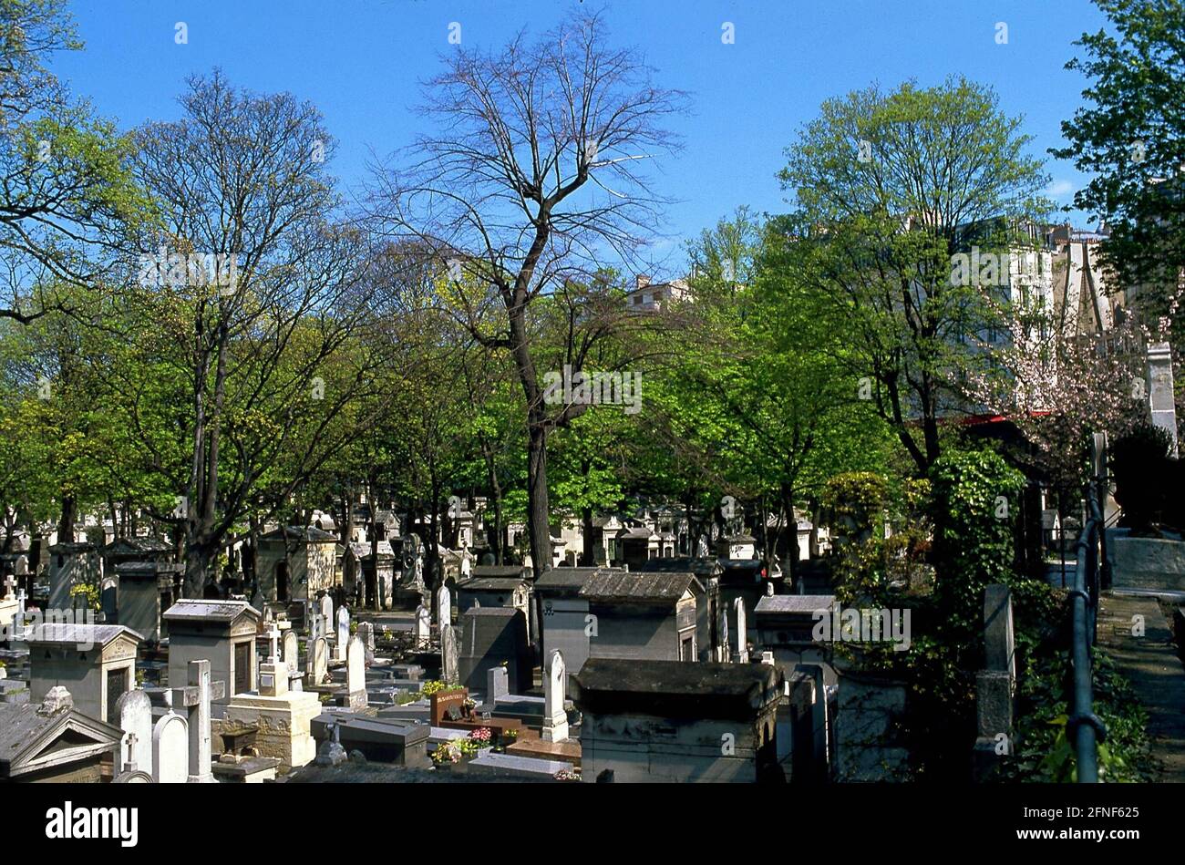 The Cimetière de Montmartre is one of the most beautiful cemeteries in Paris. [automated translation] Stock Photo