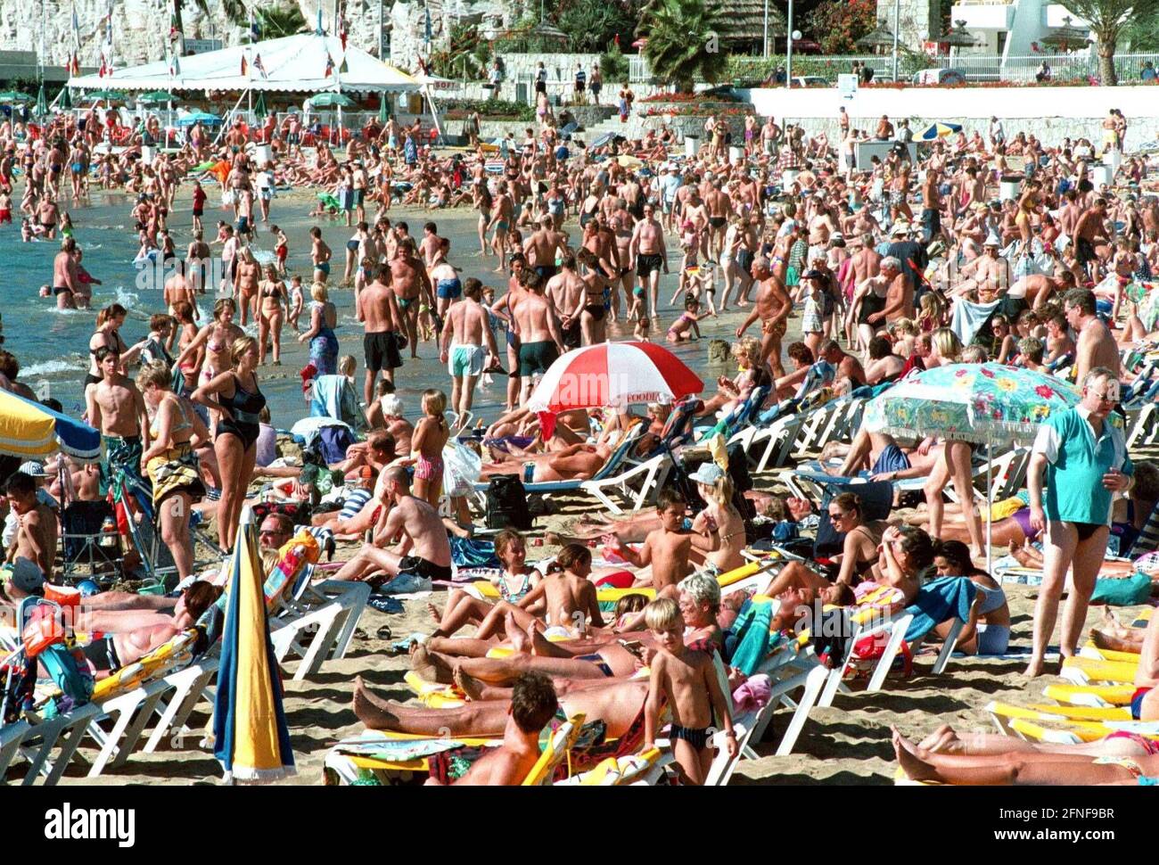 GRAN CANARIA-CANARIAN ISLANDS Beach at Playa del Ingles. [automated translation] Stock Photo