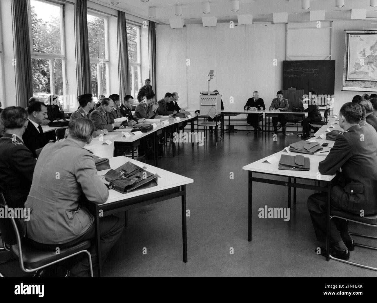 Classes at the Bundeswehr Command and Staff College in Hamburg ...