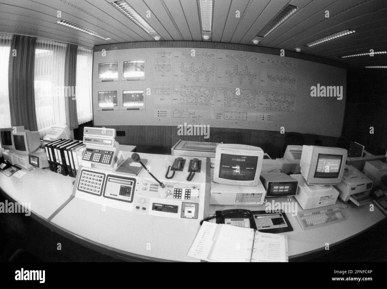 The computers in the control centre of the internal security of the Federal Office for the Protection of the Constitution in Cologne. The office has good technical equipment with computers, telephones and a large control centre. [automated translation] Stock Photo