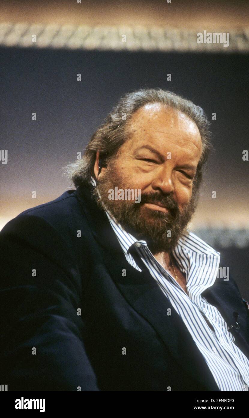 Bud Spencer in the TV show 'Wetten, dass?' 03/95 her man television TV  movie acting beard dark haired jacket USA high portrait neutral [automated  translation] Stock Photo - Alamy