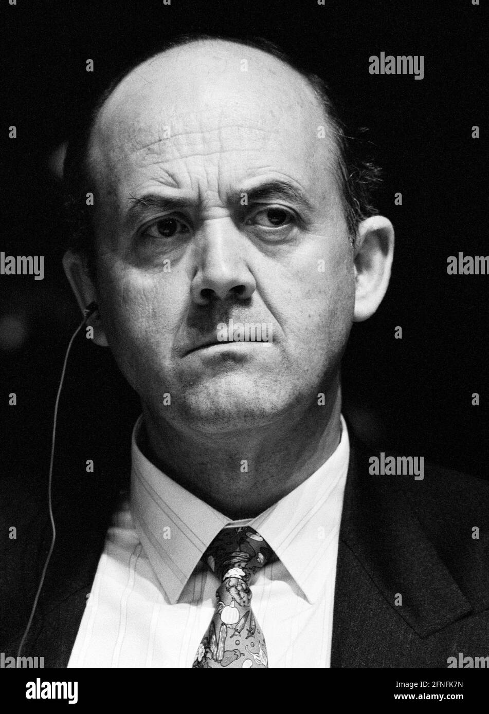 Jose Ignacio LOPEZ DE ARRIORTUA , Member of the Board of Management of