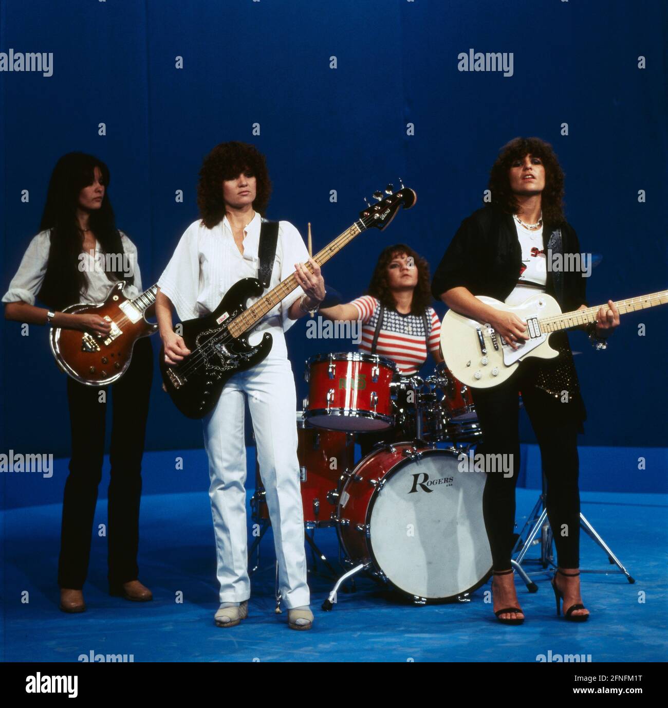Clout, Cindi Alter, Jenni Garson, Ingrid Herbst, Sandy Robbie, Popgruppe  aus Südafrika, 1980. Clout, South-African Pop group, 1980 Stock Photo -  Alamy