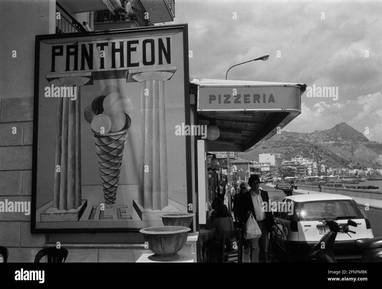 '''Pantheon'', pizzeria on the promenade at Giardini Naxos beach, Italy, Sicily, 26.05.1999, [automated translation]' Stock Photo
