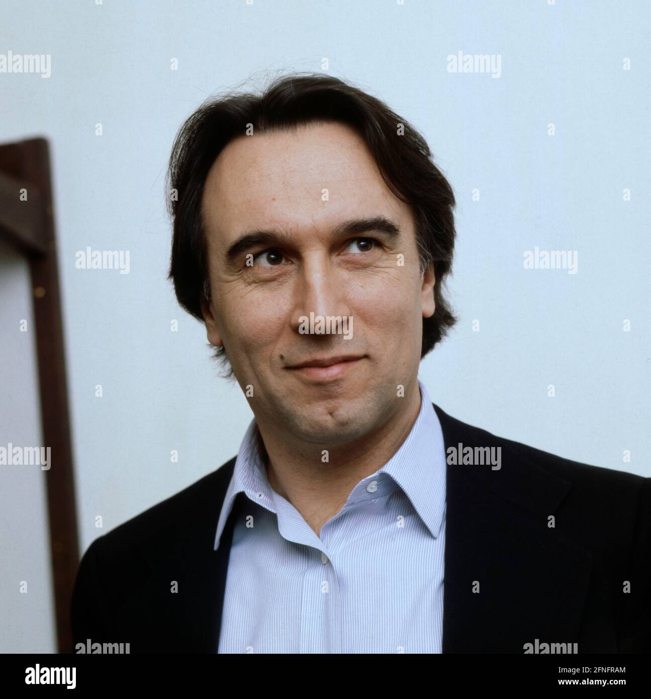 claudio abbado italienischer dirigent generalmusikdirektor der stadt wien portrait circa 1988 claudio abbado italian conductor general music director of the city of vienna portrait circa 1988 stock photo alamy