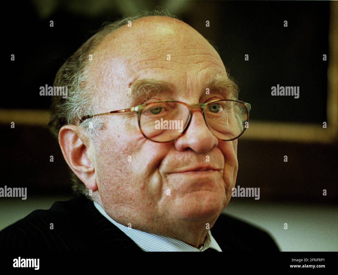 Archive No: 22/ 24-25-27 Germany/Bonn, 15-01-1997 Photo: Otto Graf LAMBSDORFF, Honorary Chairman of the FDP. [automated translation] Stock Photo