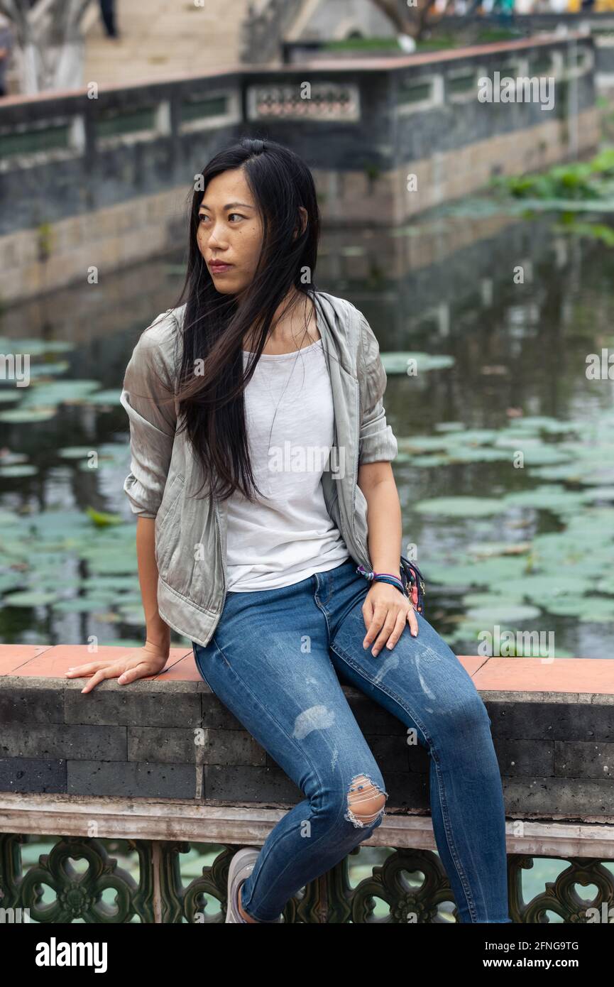 Beautiful japanese girl in jeans hi-res stock photography and images - Alamy