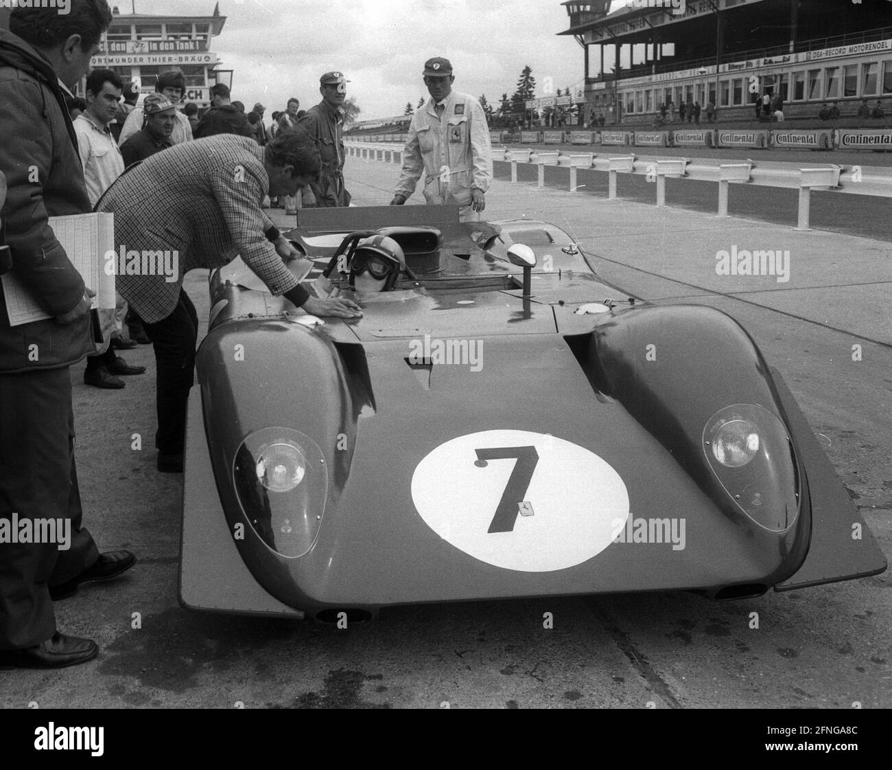 1000 km race at the Nürburgring 01.06.1969. Ferrari 312P of Pedro Rodriguez and Chris Amon in the pits. [automated translation] Stock Photo