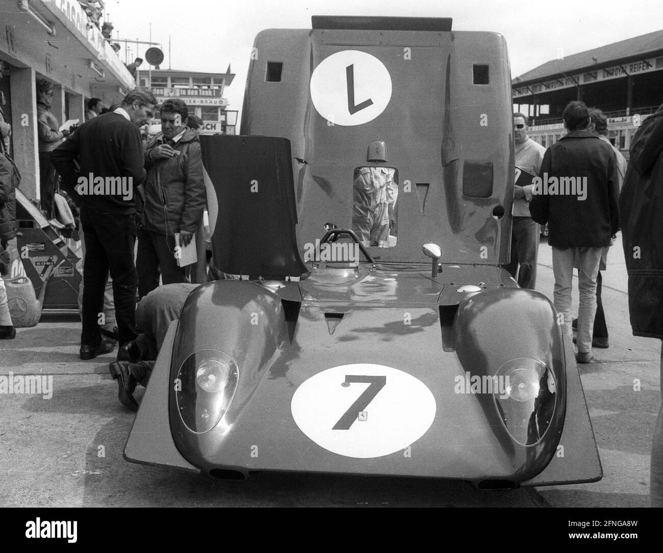1000 km race at the Nürburgring 01.06.1969. Ferrari 312P of Pedro Rodriguez and Chris Amon at the pits [automated translation] Stock Photo