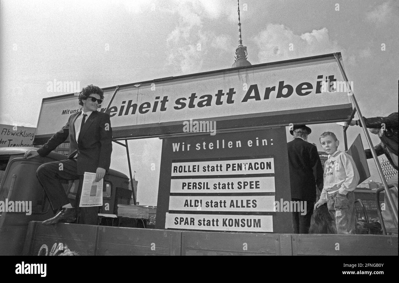 Germany, Berlin, 28.03.1991, Demo against the Treuhand on the Alexanderplatz, Freiheit statt Arbeit, [automated translation] Stock Photo