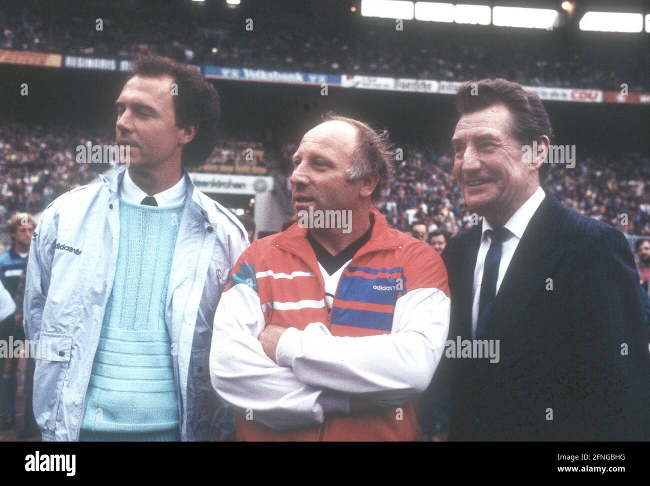 Farewell match for Klaus Fichtel on 26.08.1986 at the Parkstadion in Gelsenkirchen. From left: The three honorary captains of the German national team: Franz Beckenbauer, Uwe Seeler and Fritz Walter.  No model release ! [automated translation] Stock Photo