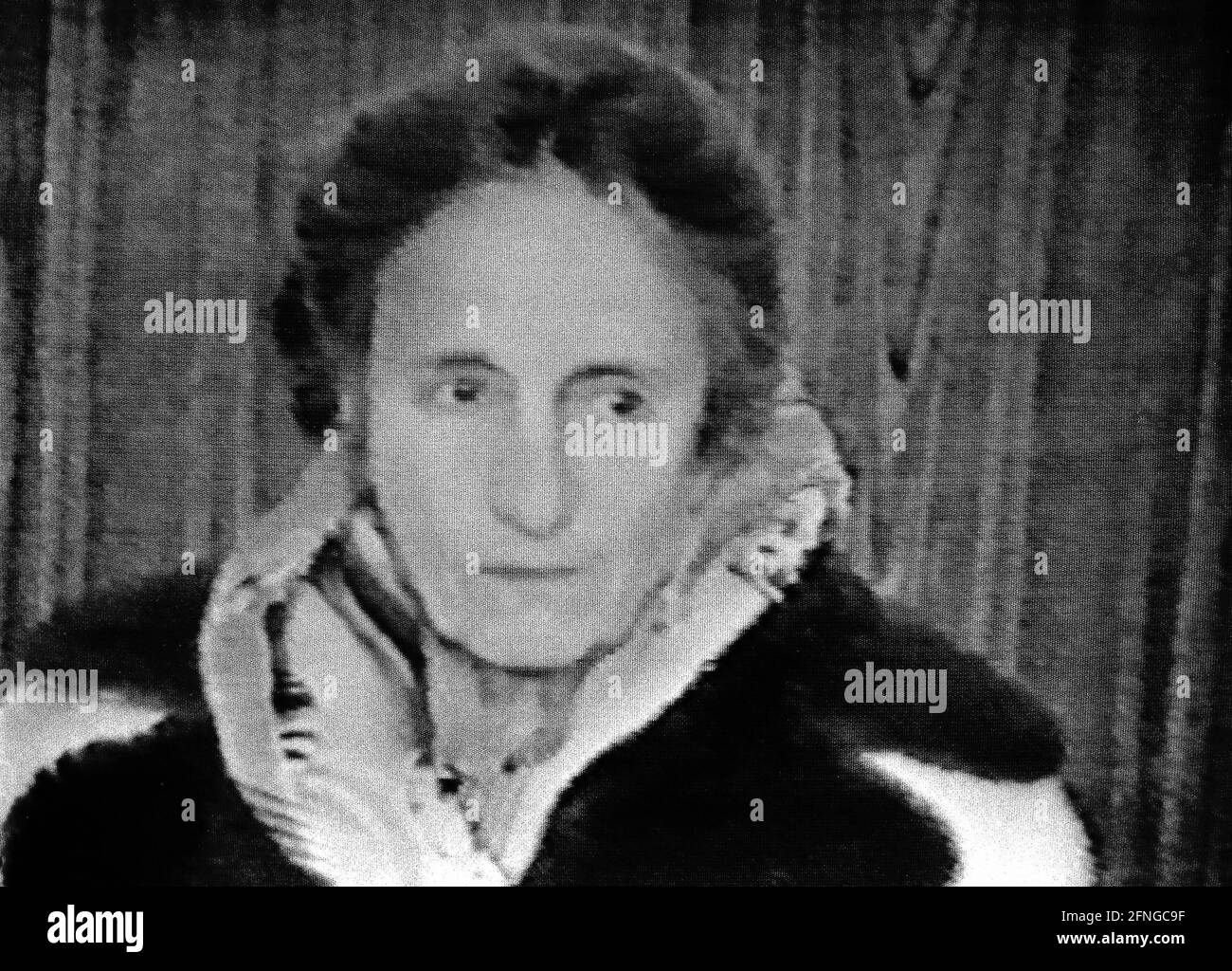 Romania, Bucharest , 25.12.1989. Archive No.: 12-02-08 Ceausescu before military court Photo:Elena Ceausescu before the military court [automated translation] Stock Photo