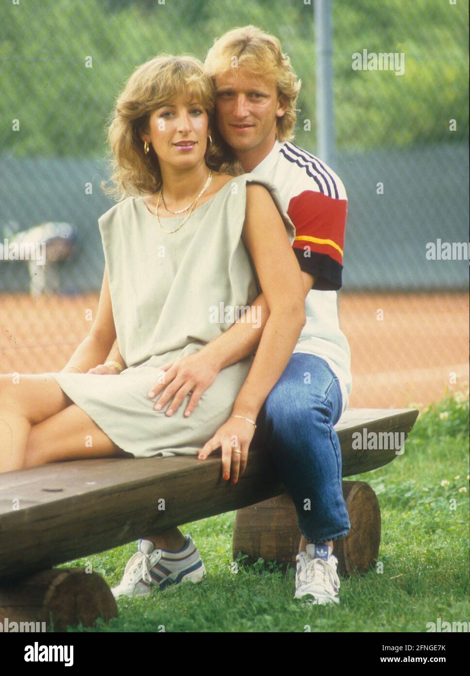 Andreas Brehme (FC Bayern München) with wife Pilar 01.08.1987 (estimated). Only for journalistic use! Only for editorial use! [automated translation] Stock Photo
