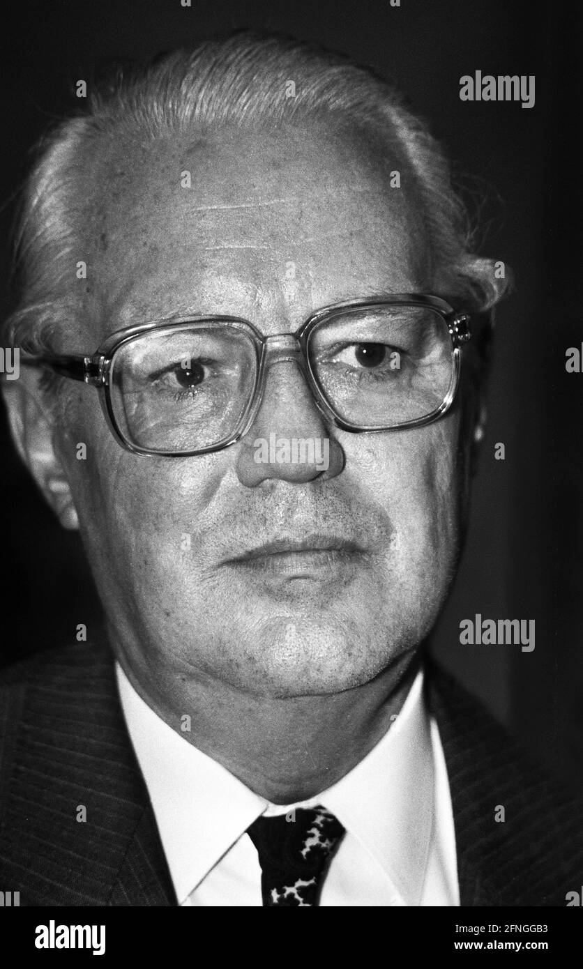 Command appearance Black and White Stock Photos & Images - Alamy