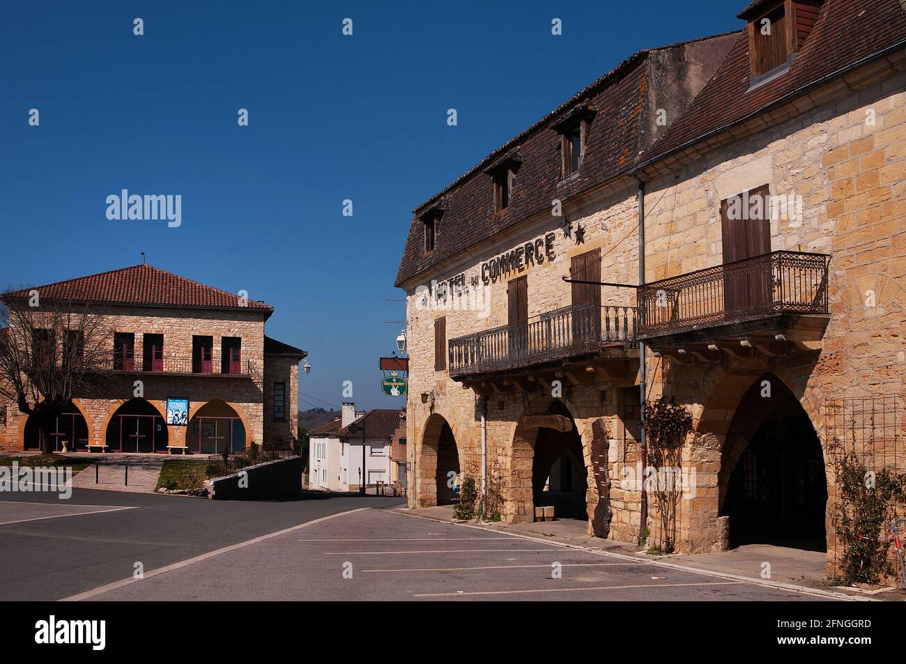 Place de la Liberté, Villefranche-du-Périgord, Dordogne, France Stock Photo