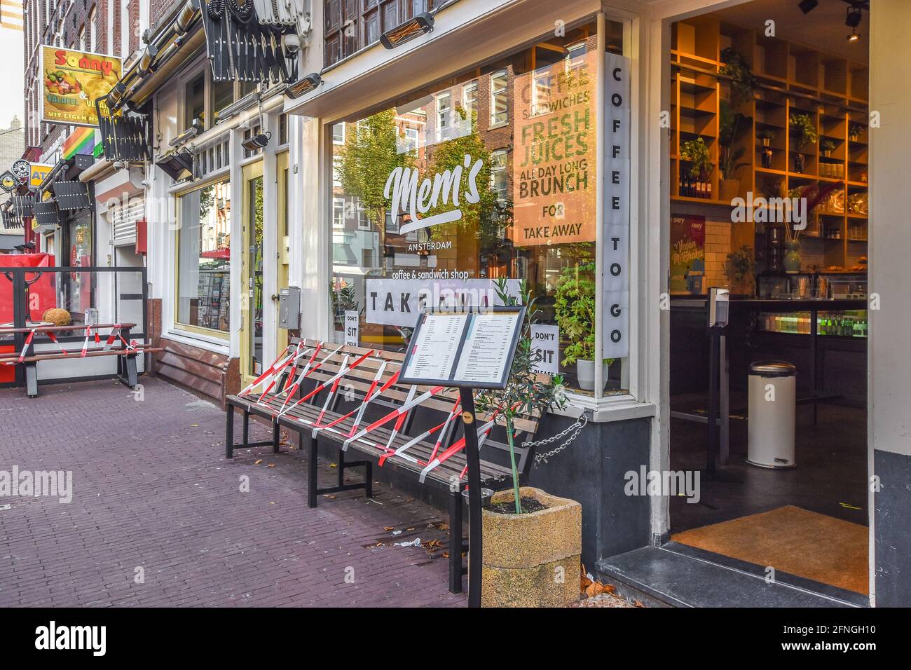 Exterior of cafeteria with takeaway food on city street Stock Photo Alamy