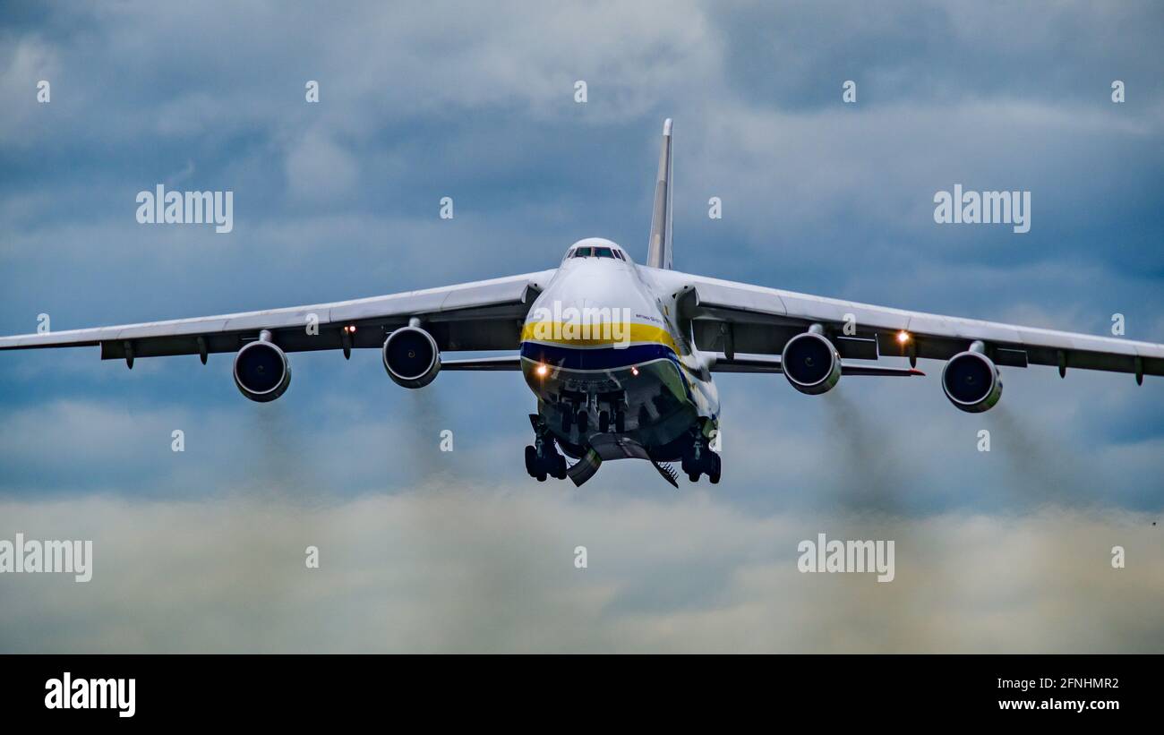 Hoersching Austria 17 May 21 Antonov An 124 100 150 Ur 072 Starting At The Airport Of Linz Stock Photo Alamy