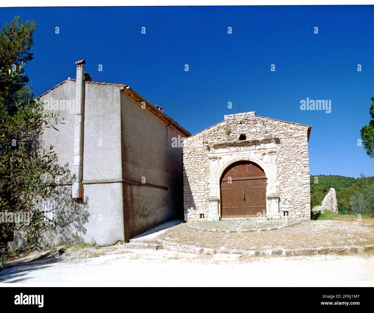 The two chapels of Sainte Christine de Cuers and Ste Christine de