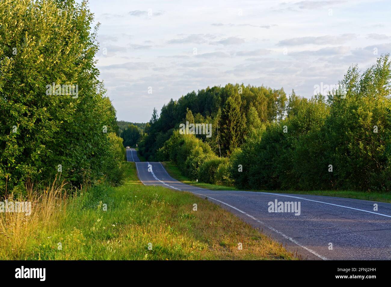 Undulating road hi-res stock photography and images - Alamy