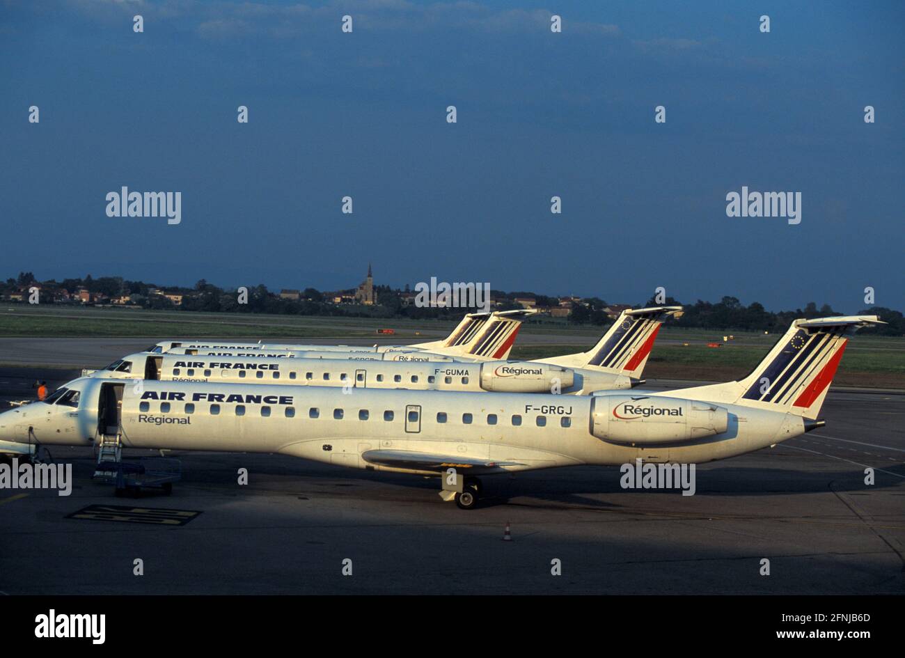 Air France Regional Embraer ERJ in Frankfurt airport, Frankfurt am Main, Hesse, Germany Stock Air France Regional Embraer ERJ in Frankfurt airport, Frankfurt am Main, Hesse, Germany Stock