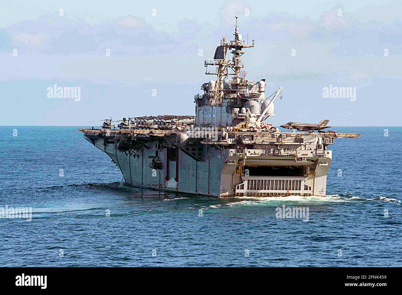 USS MAKIN ISLAND Stock Photo