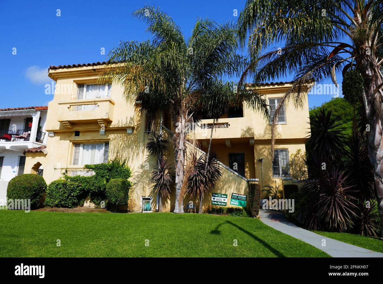 Los Angeles, California, USA 17th May 2021 A general view of atmosphere of actor Brad Renfro's Final Home/apartment and death location where he died at 1092 South Ogden Drive in Los Angeles, California, USA. Photo by Barry King/Alamy Stock Photo Stock Photo