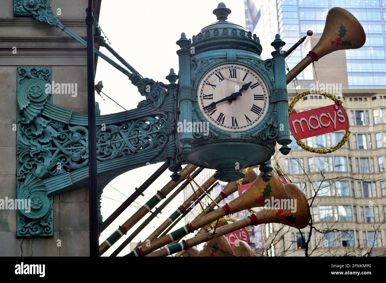 Chicago, Illinois, USA. Macy's on State Street in Chicago decorated for Christmas. Stock Photo