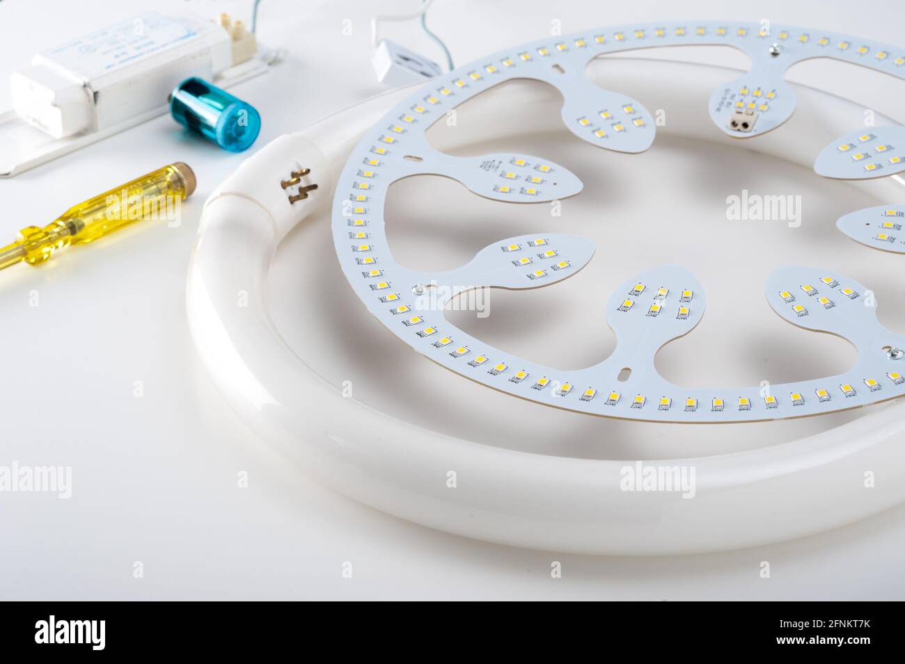 The energy saving LED ceiling light used to replace fluorescent tube