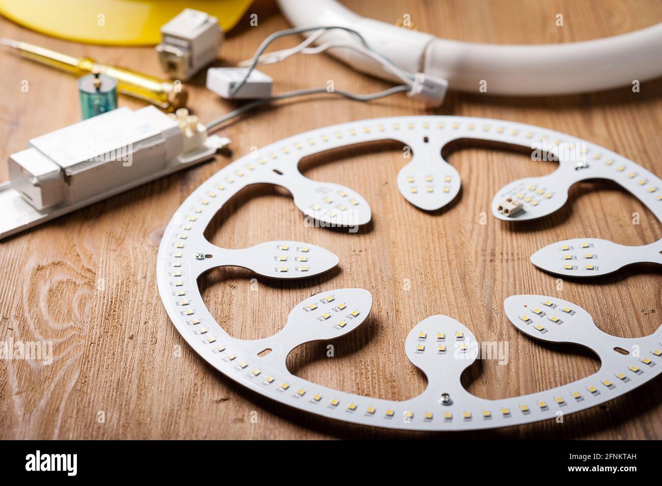 The energy saving LED ceiling light used to replace fluorescent tube