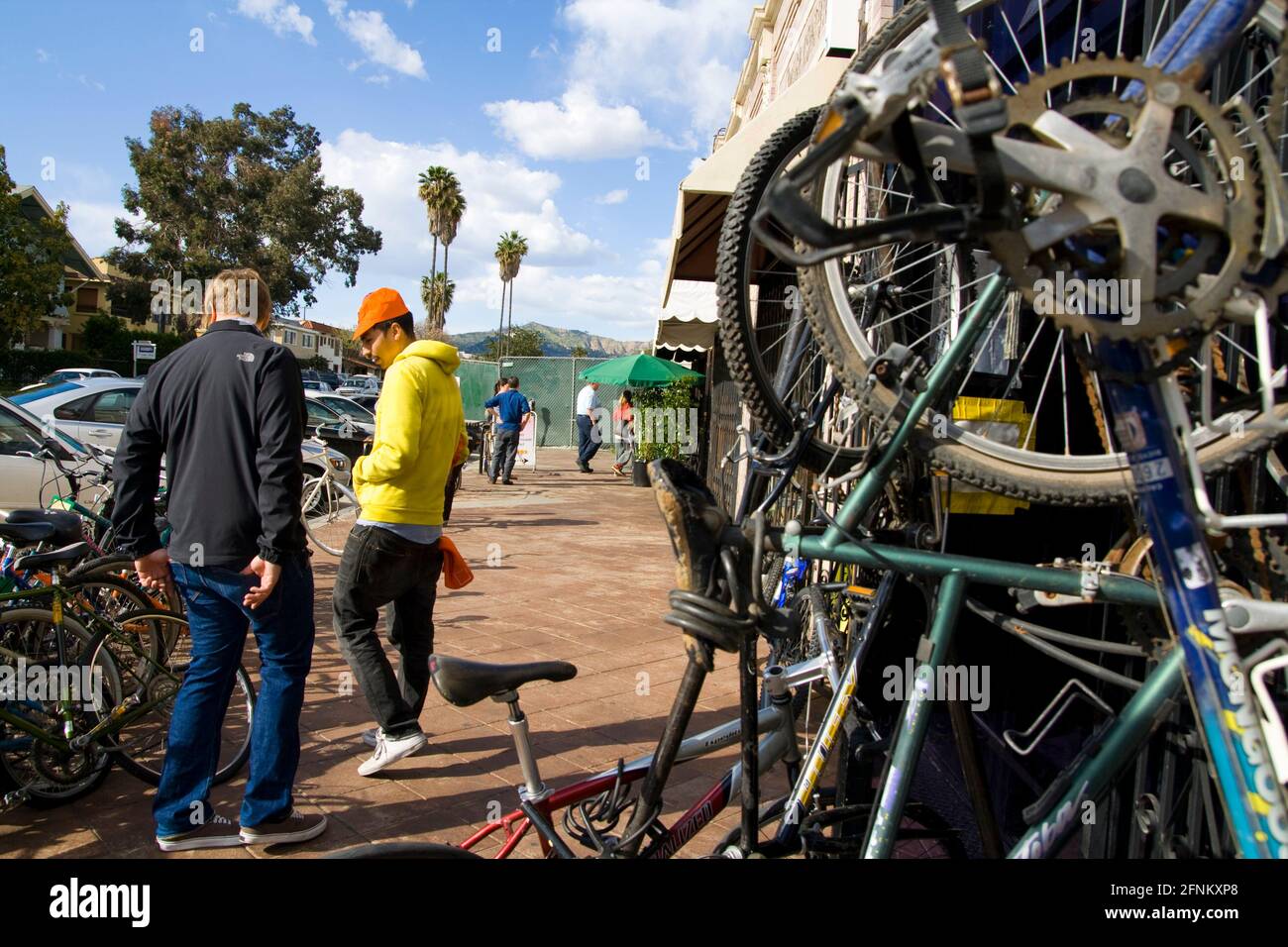 Bicycle Repair Shop, Los Angeles, CA USA Stock Photo Alamy