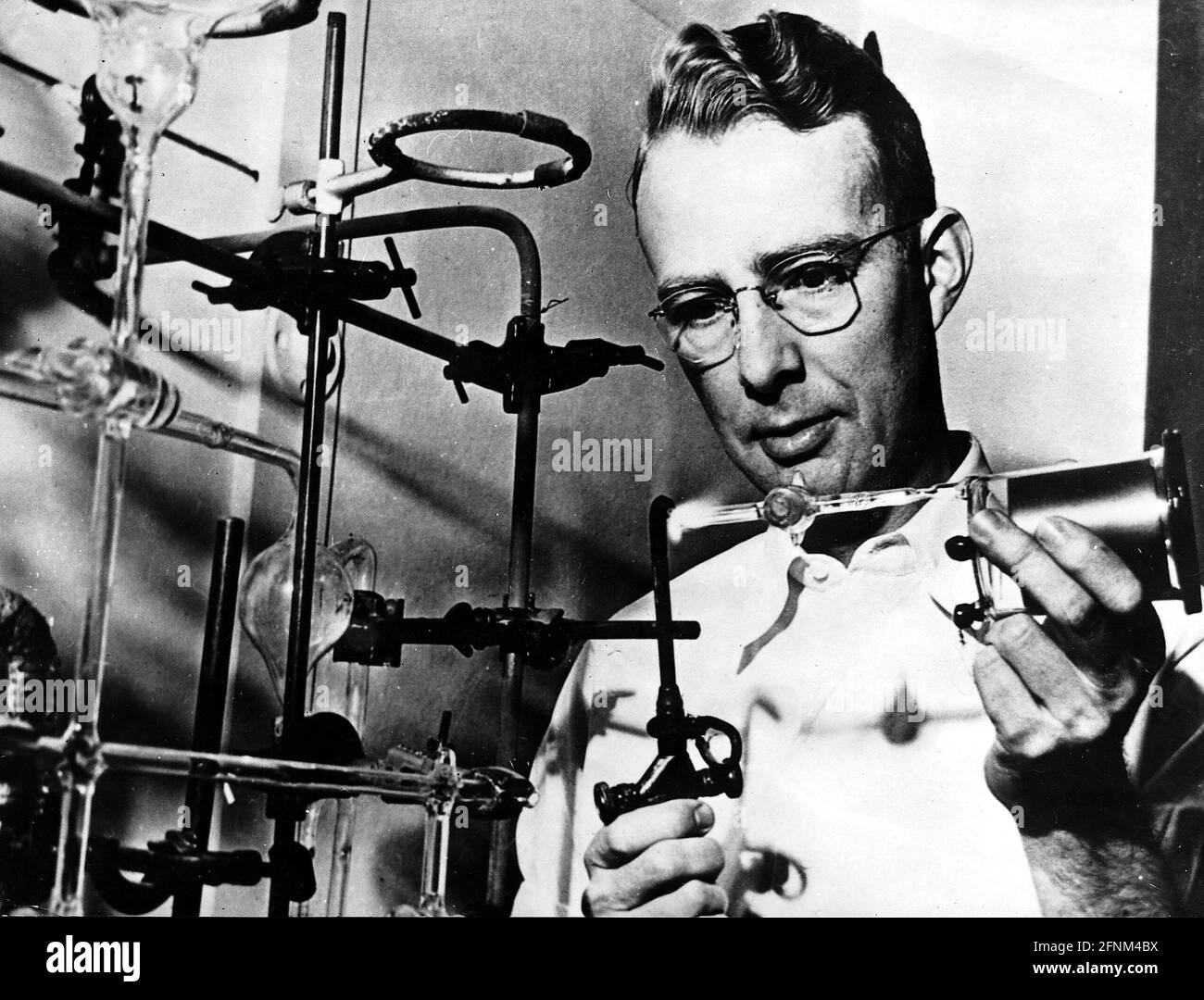 Physicists 1960's hires stock photography and images Alamy
