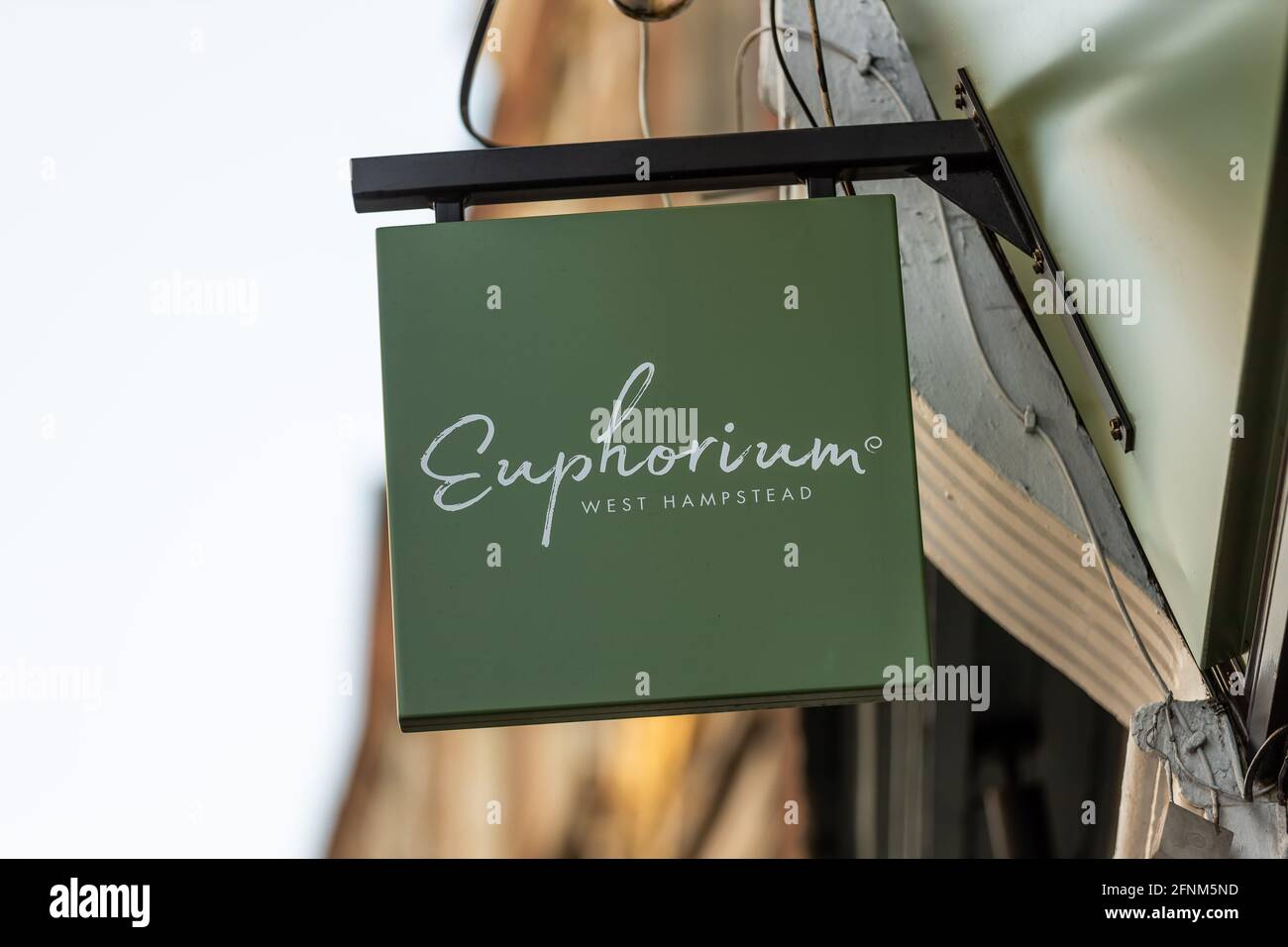 Golders hill park cafe hires stock photography and images Alamy