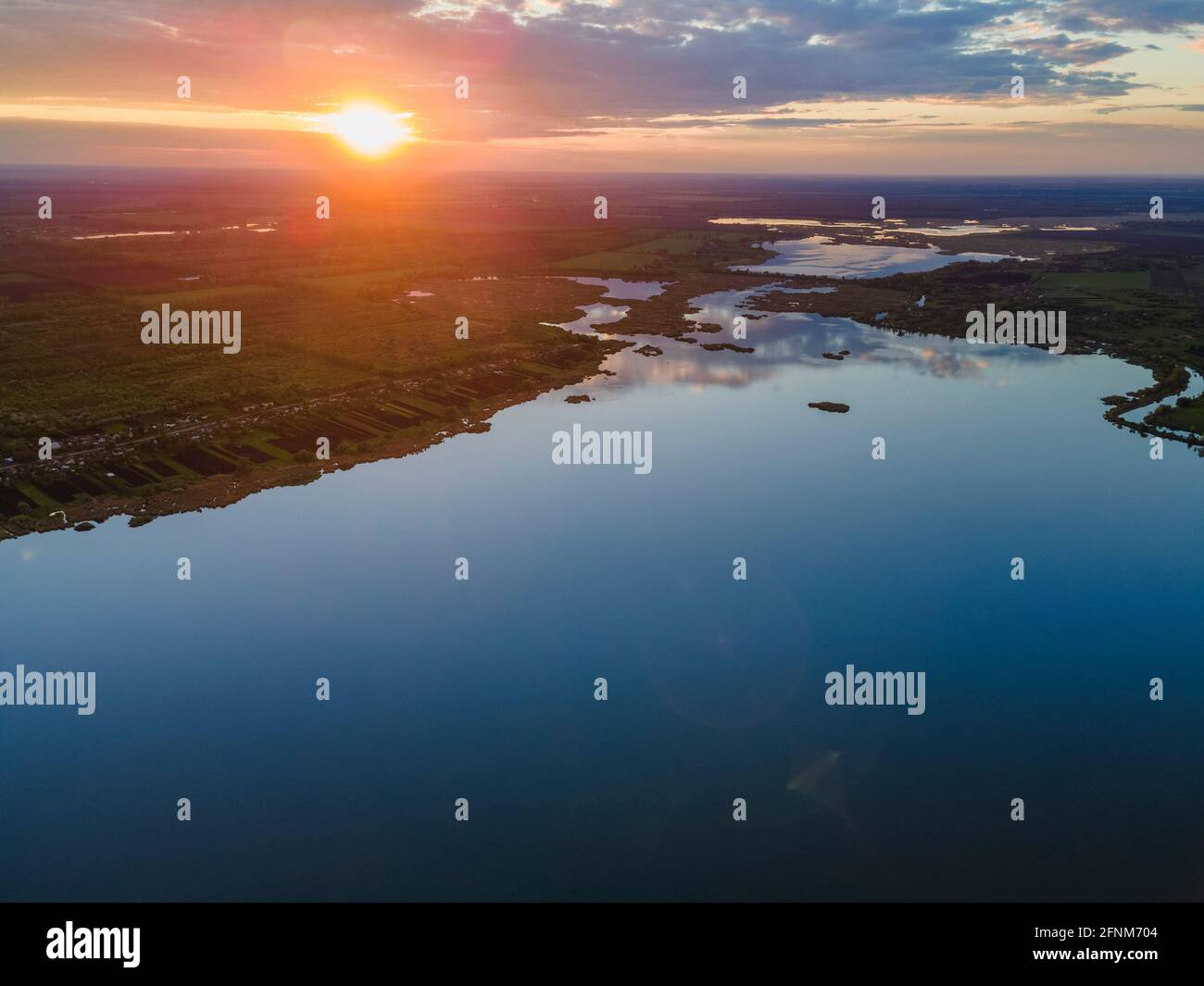 Evening lake aerial panorama hi-res stock photography and images - Alamy