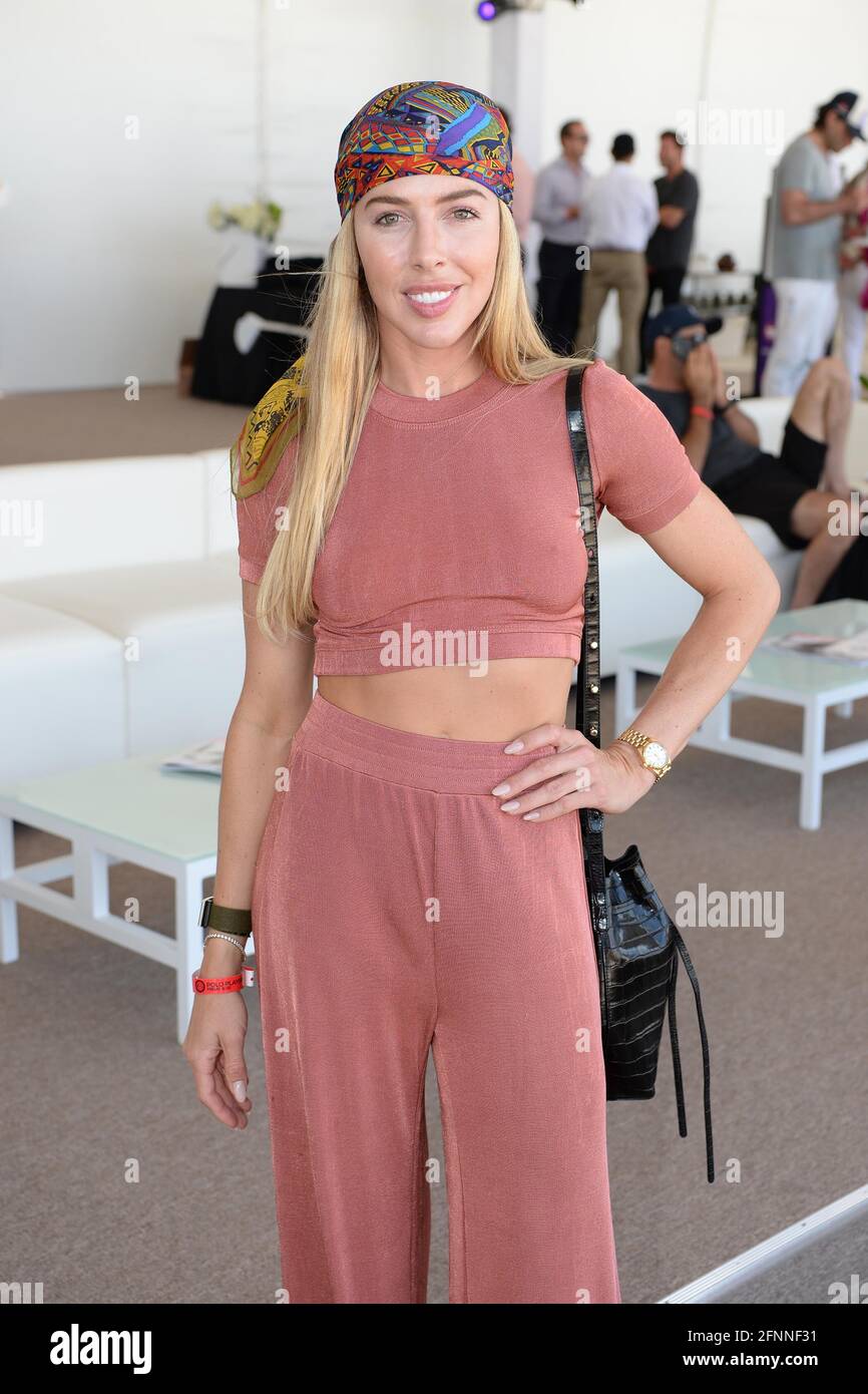 Selleck hannah hi-res stock photography and images - Alamy