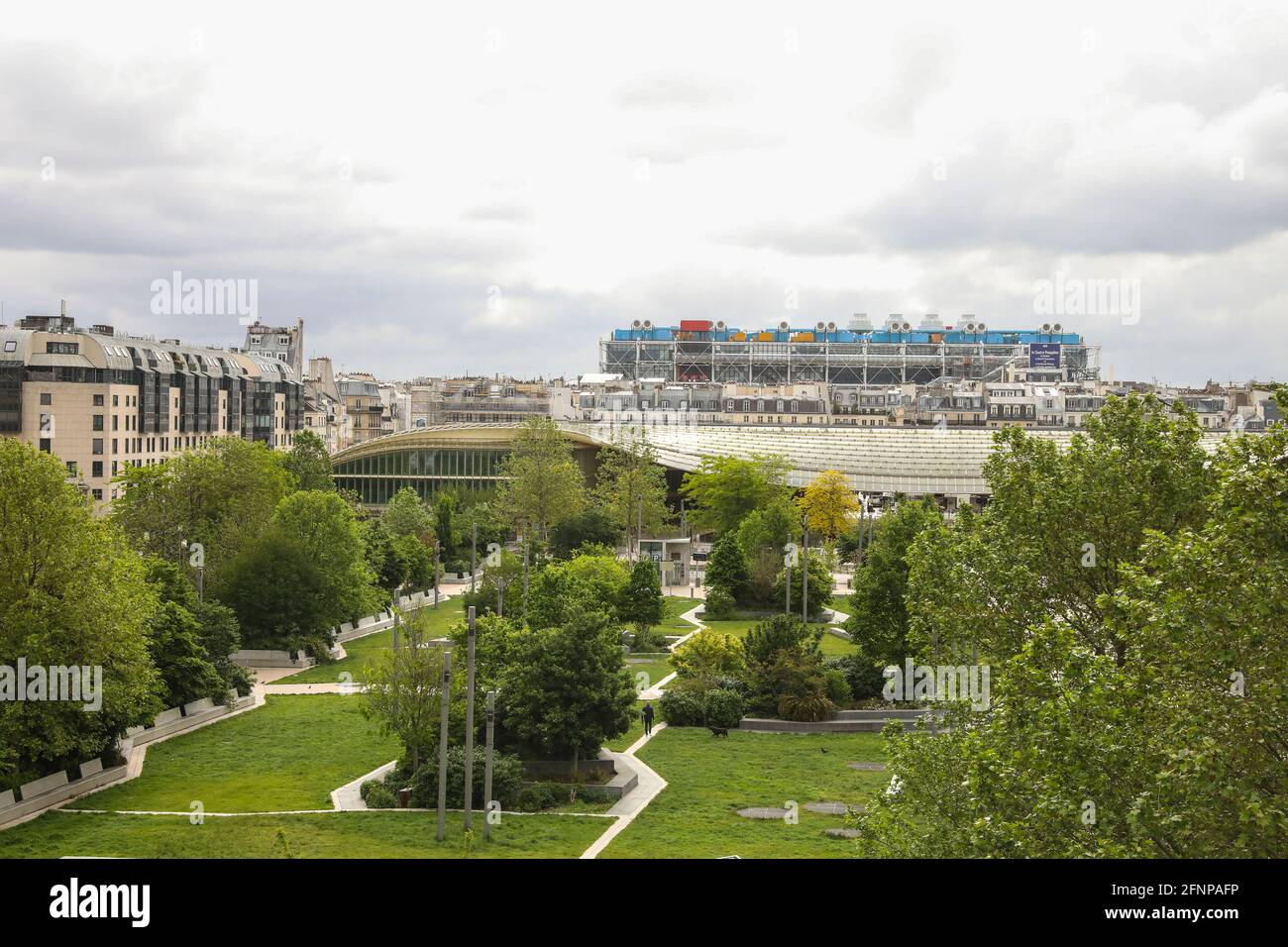 VIEW OF LES HALLES FROM THE BOURSE DE COMMERCE Stock Photo