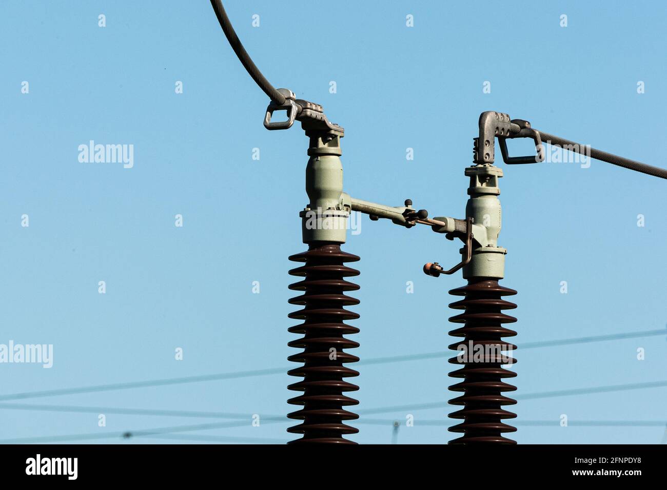 Electrical insulators hi-res stock photography and images - Alamy