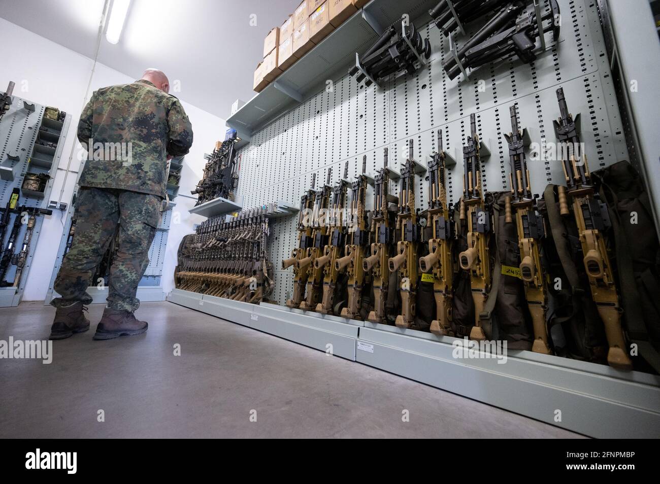 Calw, Germany. 11th May, 2021. A member of the support forces of the  Bundeswehr Special Forces