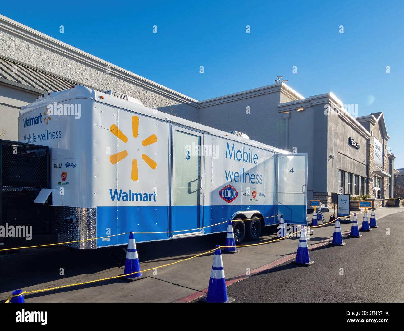 Las Vegas, FEB 25, 2021 - Walmart Mobile wellness truck in front of the grocery store Stock Photo