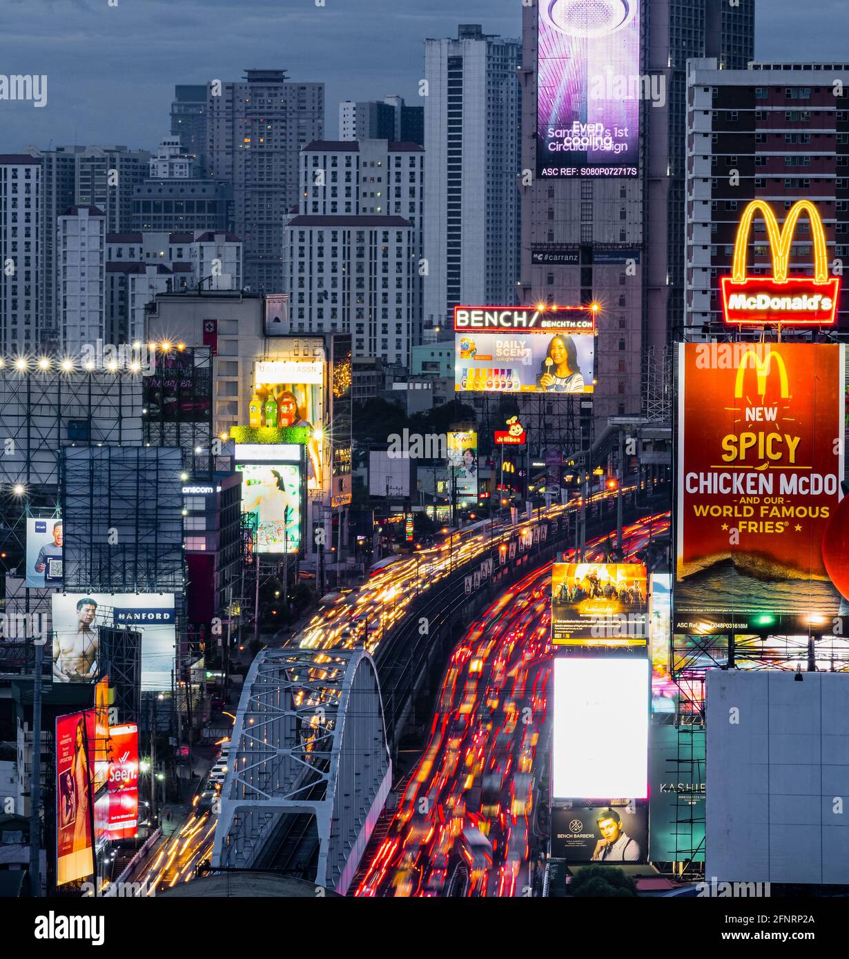 Evening commute on EDSA in Metro Manila, Philippines Stock Photo