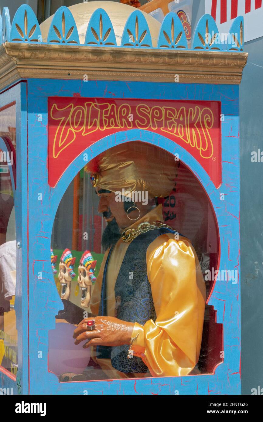 ZOLTAR.  A speaking fortune telling machine off the boardwalk in Coney Island, Brooklyn, New York City. Stock Photo
