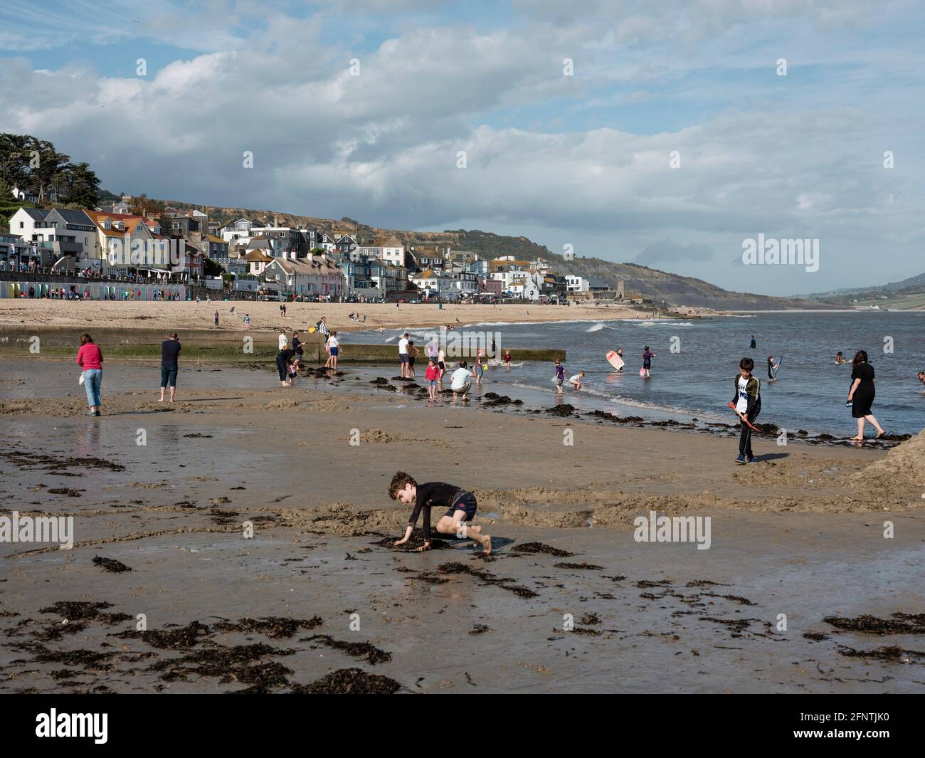 Lyme regis economy hi-res stock photography and images - Alamy