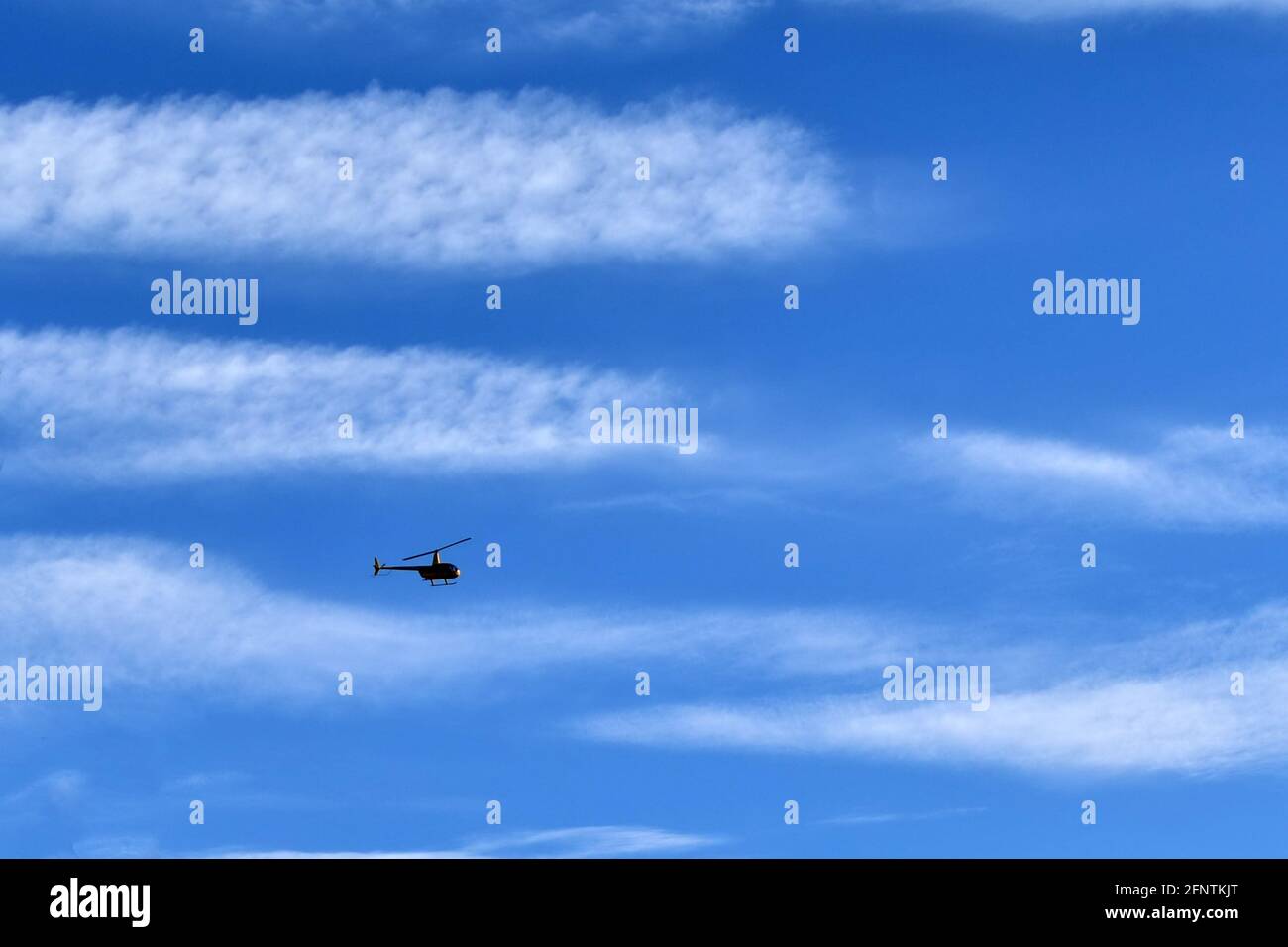 Small plane big sky hi-res stock photography and images - Alamy