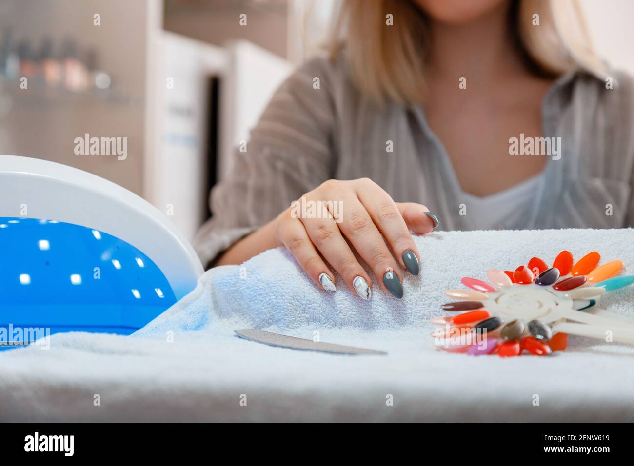 Acrylic nails hires stock photography and images Alamy